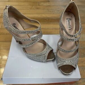 Silver/Gold Strappy Women's Heels Size 9